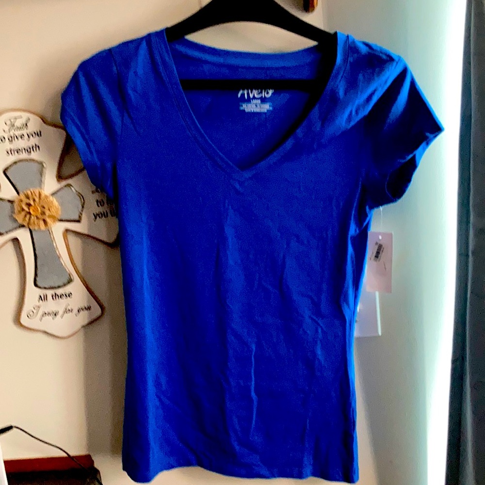 AVETO T SHIRT